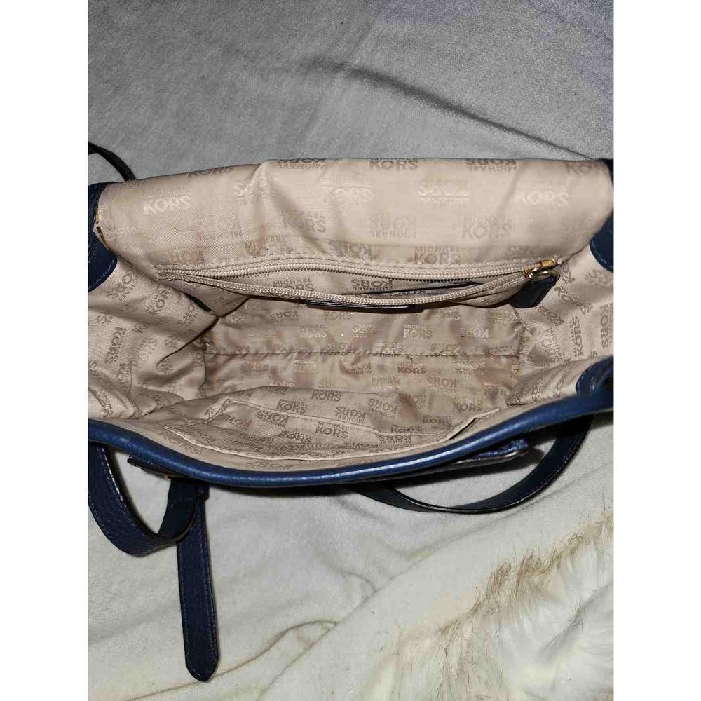 Michael Kors Blue Pebble Leather Crossbody - Picture 5 of 7